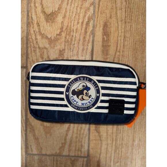 Disney Parks / Disney Cruise Line DCL Sail Away LUG Coupe XL Crossbody Bag, NWT
